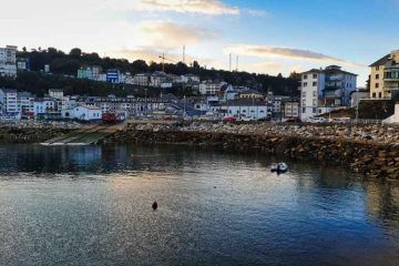 Fotografรญa panorรกmica de Luarca hecha por Van and to Discover en su viaje por Asturias en furgoneta camper
