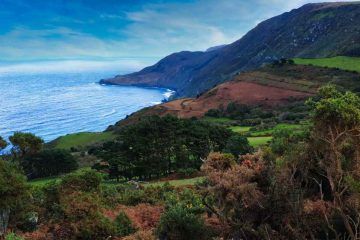 Espectaculares vistas desde el Miradoiro dos Carrรญs en San Andrรฉs de Teixido en la ruta de Juanma y Elena de Van and to Discover por Galicia em furgoneta camper