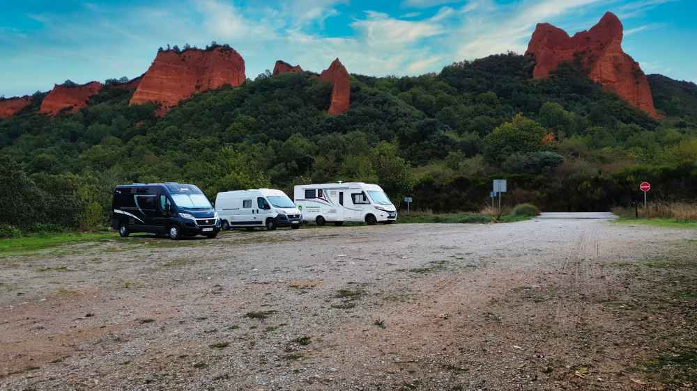 Lugar de estacionamiento de la furgoneta camper de Van and to Discover en Las Médulas