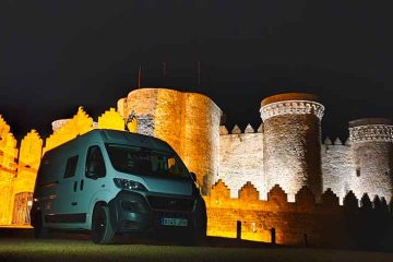 Castillo Belmonte en furgoneta camper