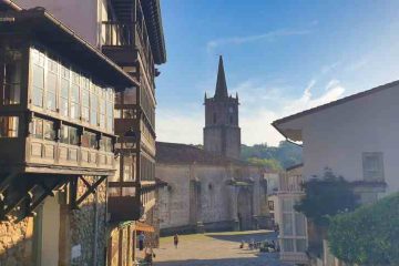 Visita a Santillana del Mar en la ruta por Cantabria en furgoneta camper de Van and to Discover