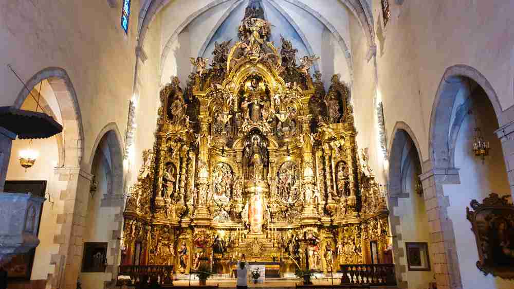 Retablo de la Iglesia de Santa María de Cadaques